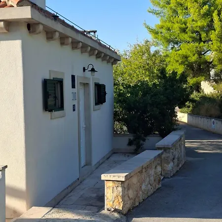 Сasa de vacaciones Mit Pool Und Meerzugang Sutivan